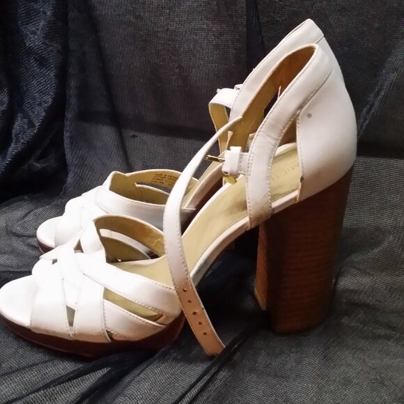 Michael Kors Annaliese Platform Sandals - Picture 3 of 3